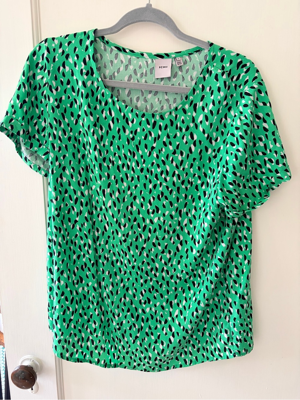 ICHI Green Short Sleeve Abstract Spot Top